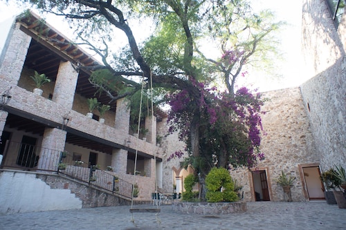 Hotel Hacienda ecoturistica la Salitrera