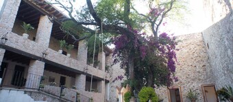 Hotel Hacienda ecoturistica la Salitrera