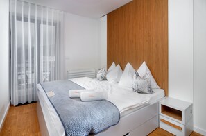 Apartment, Terrace (2)