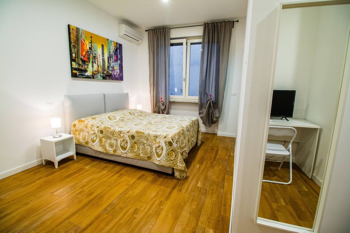 Premium bedding, down duvets, memory-foam beds, desk
