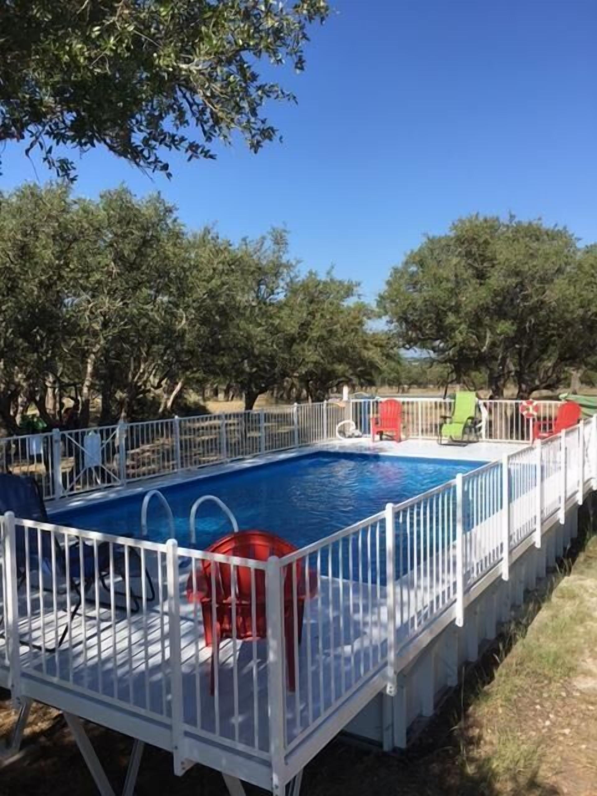 Seasonal outdoor pool, open 6:00 AM to 10:00 PM, sun loungers