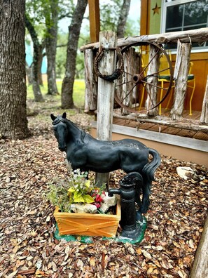 Carriage House | Terrace/patio