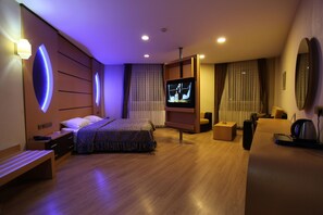 Deluxe Double or Twin Room | Premium bedding, in-room safe, desk, free WiFi - Sakarya Grand Hotel (Adapazari)