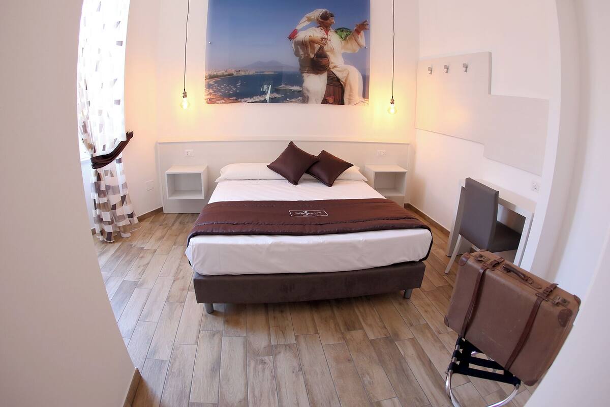 Deluxe Double Room | Premium bedding, minibar, in-room safe, desk