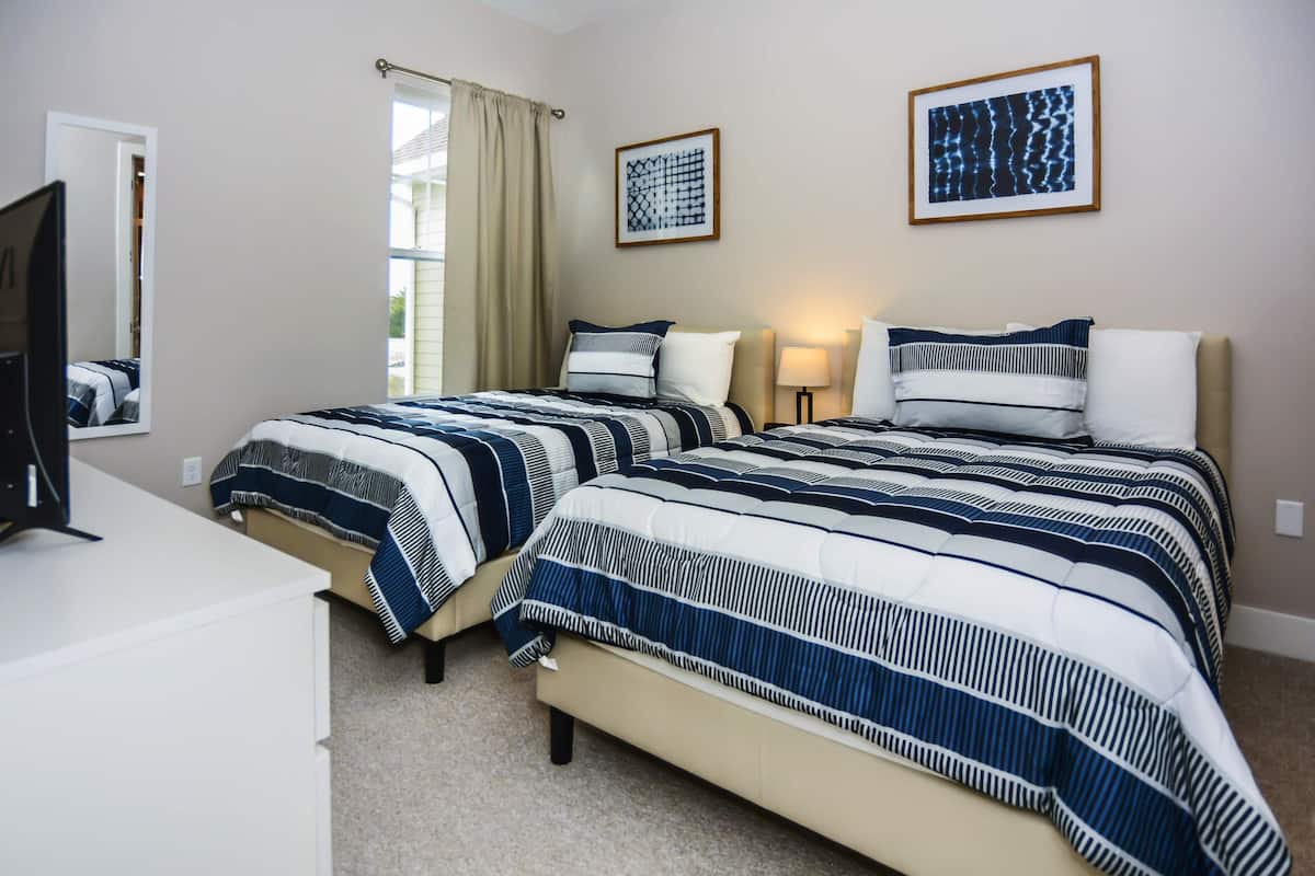 Townhouse Deluks | Seprai premium dan didekorasi berbeda-beda