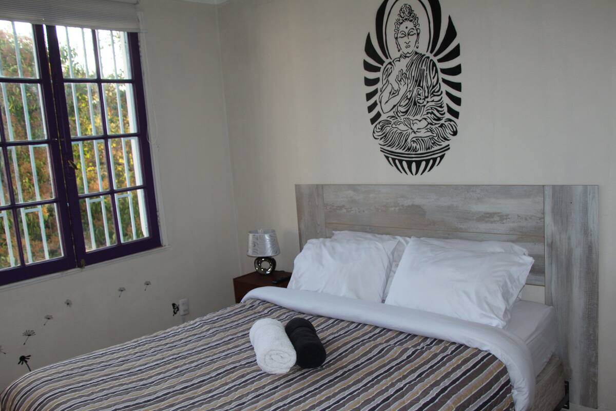 Iron/ironing board, free WiFi