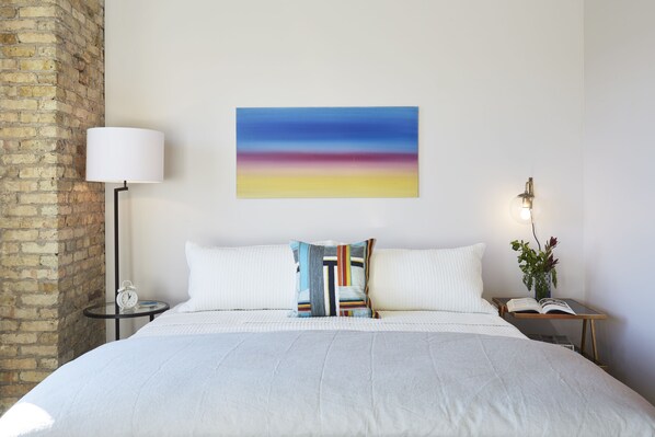 Suite 2 - 1 King Bed | Premium bedding, pillowtop beds, desk, soundproofing