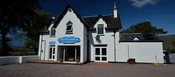 Strathcarron Hotel
