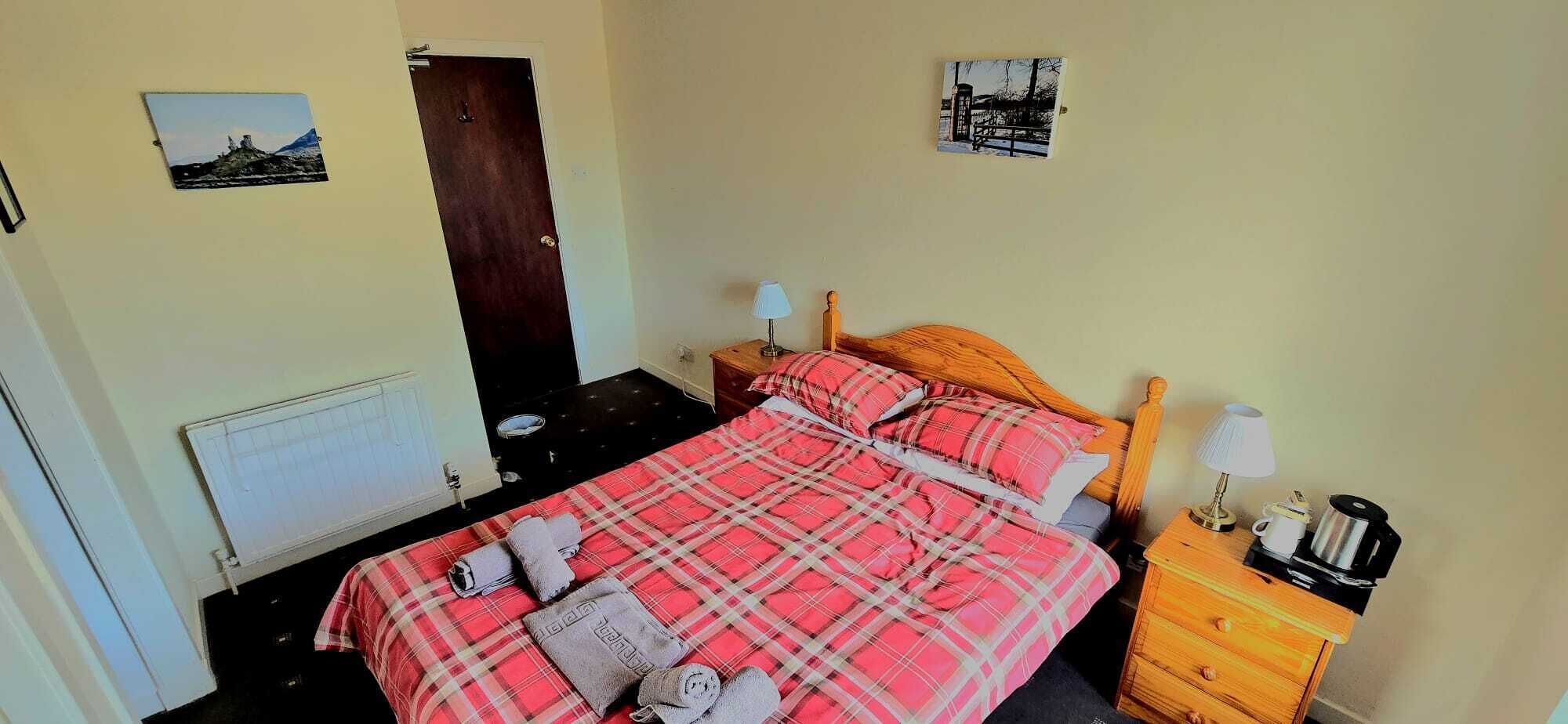 standard double room | 1 bedroom, individually decorated, individually furnished