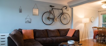 Two Bedroom West Stadium Bungalow - Unit 522