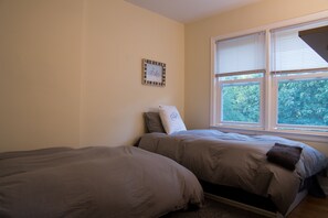 Condo, 2 Bedrooms | 2 bedrooms, free WiFi, bed sheets