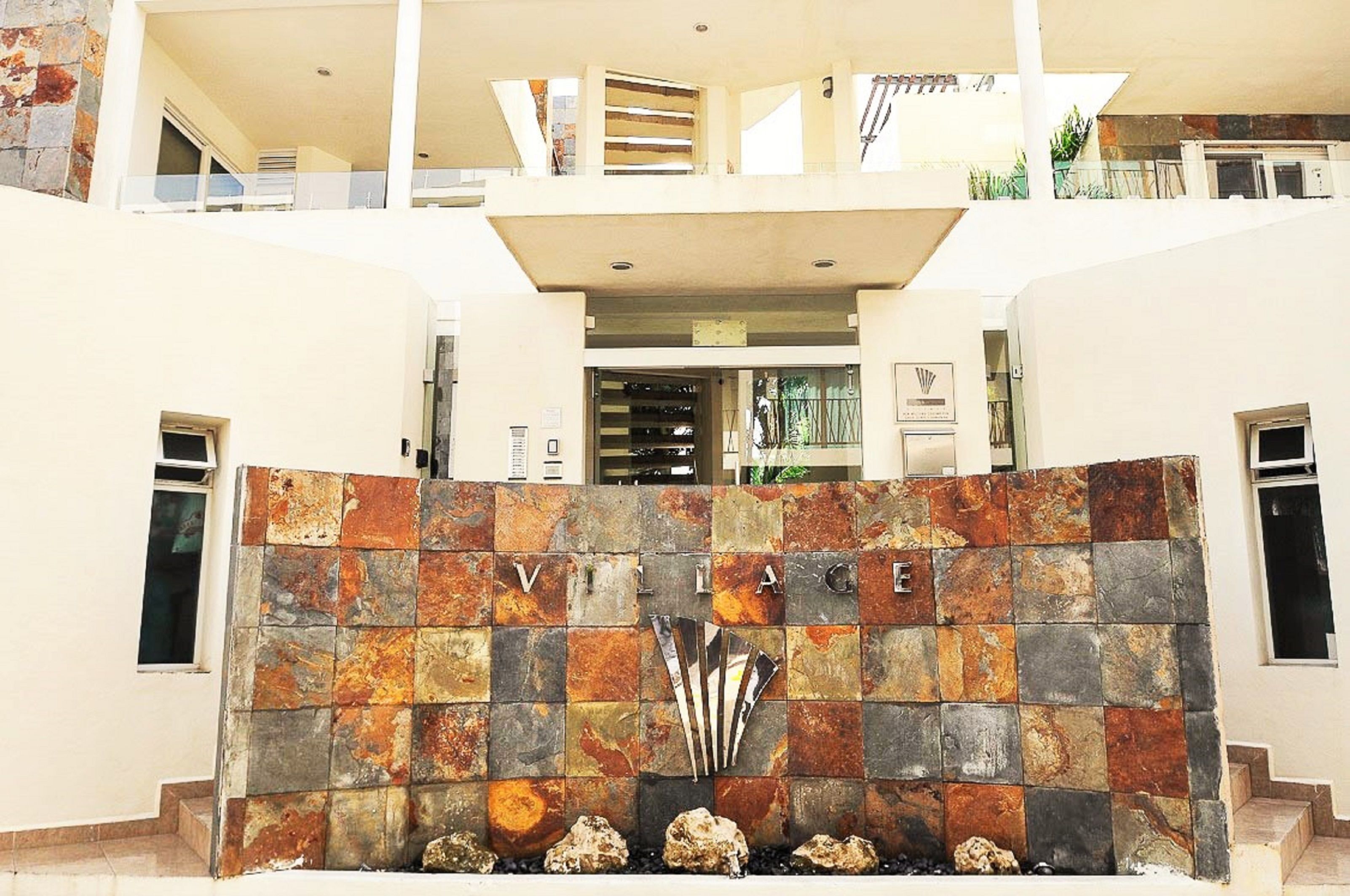 Pintu masuk interior