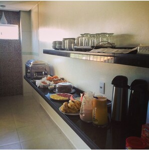 Free daily buffet breakfast  - Pousada Santo Andre - O Apostolo (Juazeiro do Norte)