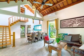 Télévision à écran plat