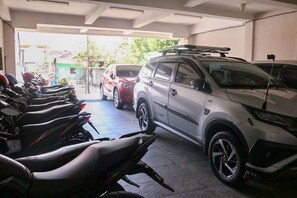 Aparcamiento sin asistencia gratuito