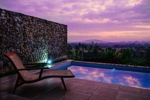 Deluxe Room, 1 King Bed, Private Pool, Mountain View | Outdoor pool | Outdoor pool, sun loungers