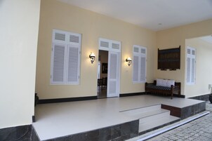 Entrada de la propiedad