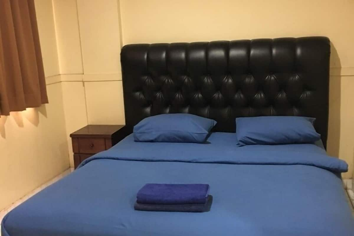 Kamar Double | Seprai premium, meja kerja, dan Wi-Fi gratis