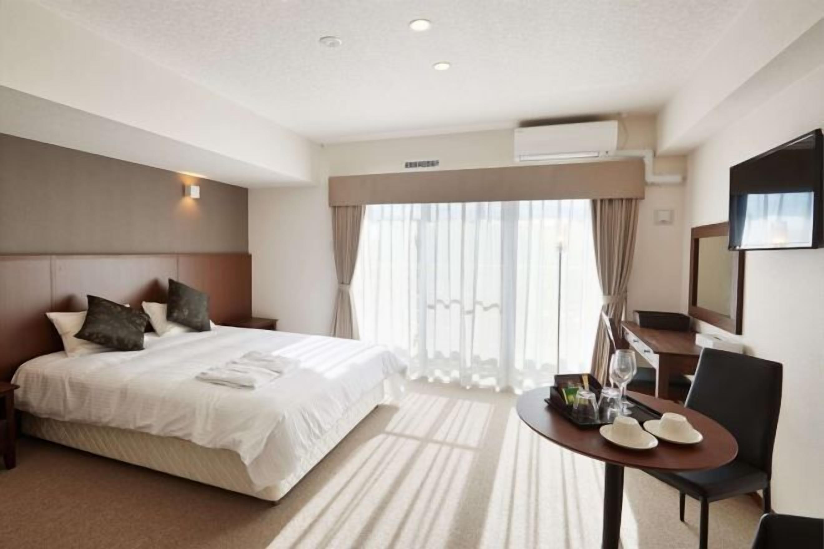 Rideaux occultants, Wi-Fi gratuit, draps fournis