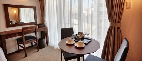 Tomannsrom (Condominium Type, A) | Blendingsgardiner, wi-fi (inkludert), sengetøy og rullestolvennlig