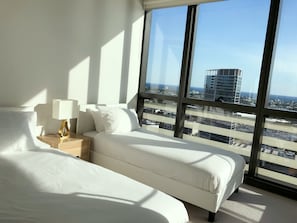 1 bedroom, iron/ironing board, free WiFi, wheelchair access