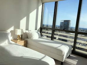 Appartamento Comfort, 2 camere da letto, accesso alla piscina, vista porto | Ferro/asse da stiro, Wi-Fi gratuito, accesso in sedia a rotelle