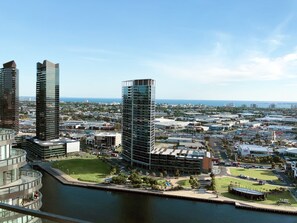 Iron/ironing board, free WiFi - Melbourne CBD Victoria Harbour Short Stay Service Apartments (Docklands)