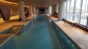 Indoor pool - Melbourne CBD Victoria Harbour Short Stay Service Apartments (Docklands)