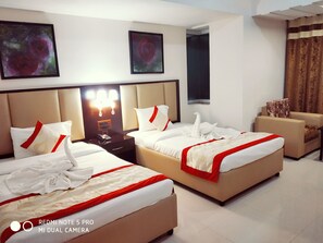 Minibar, in-room safe, desk, soundproofing - Maya Heritage (Gaya)