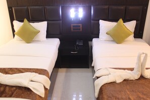 Minibar, in-room safe, desk, soundproofing