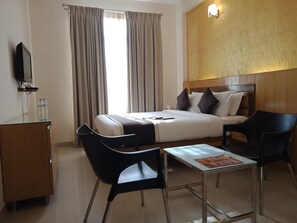 Deluxe Double Room, Non Smoking, City View | In-room safe, desk, soundproofing, iron/ironing board - Sandesh Kingston by Agira Hotels (Bengaluru)