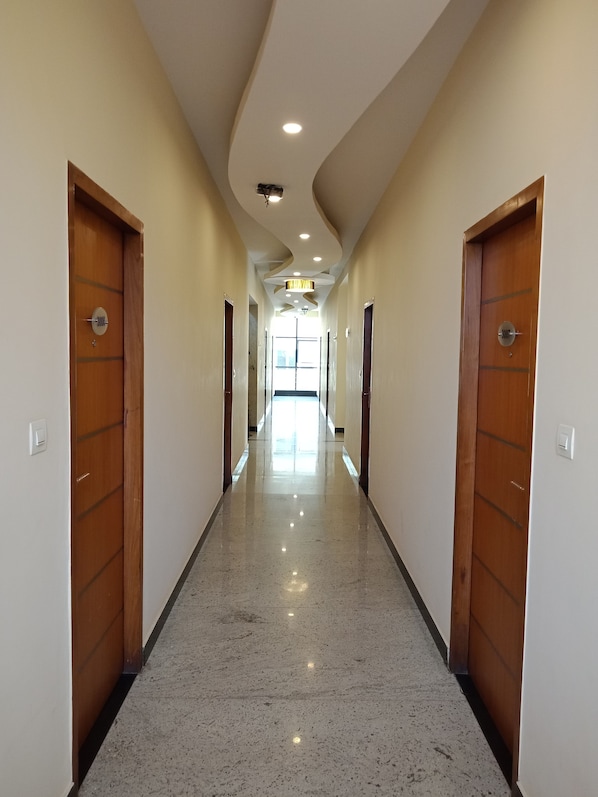 Deluxe Double Room, Non Smoking, City View | In-room safe, desk, soundproofing, iron/ironing board - Sandesh Kingston by Agira Hotels (Bengaluru)