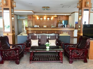 Sala de estar en el lobby