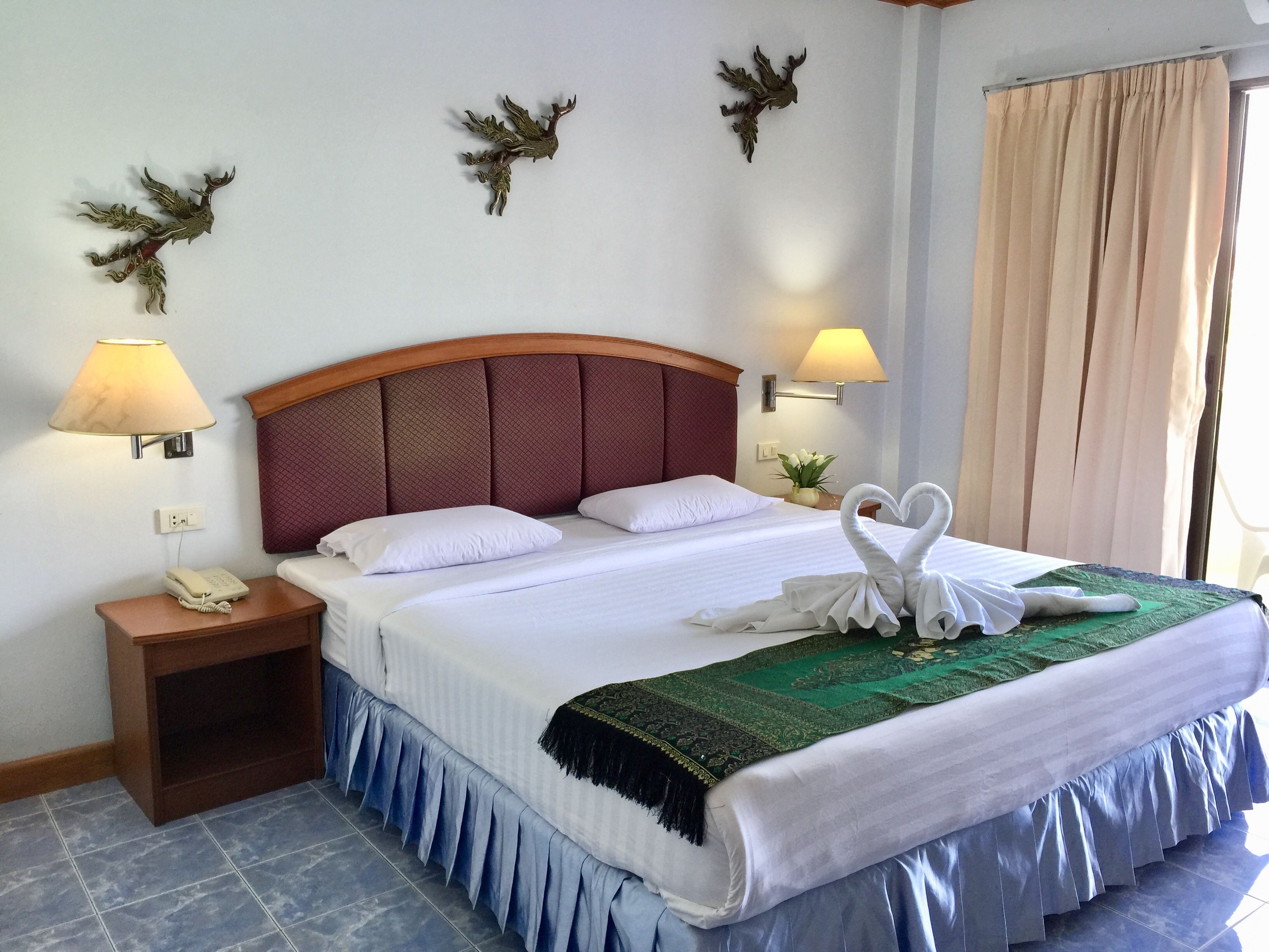 deluxe double room | in-room safe, free wifi