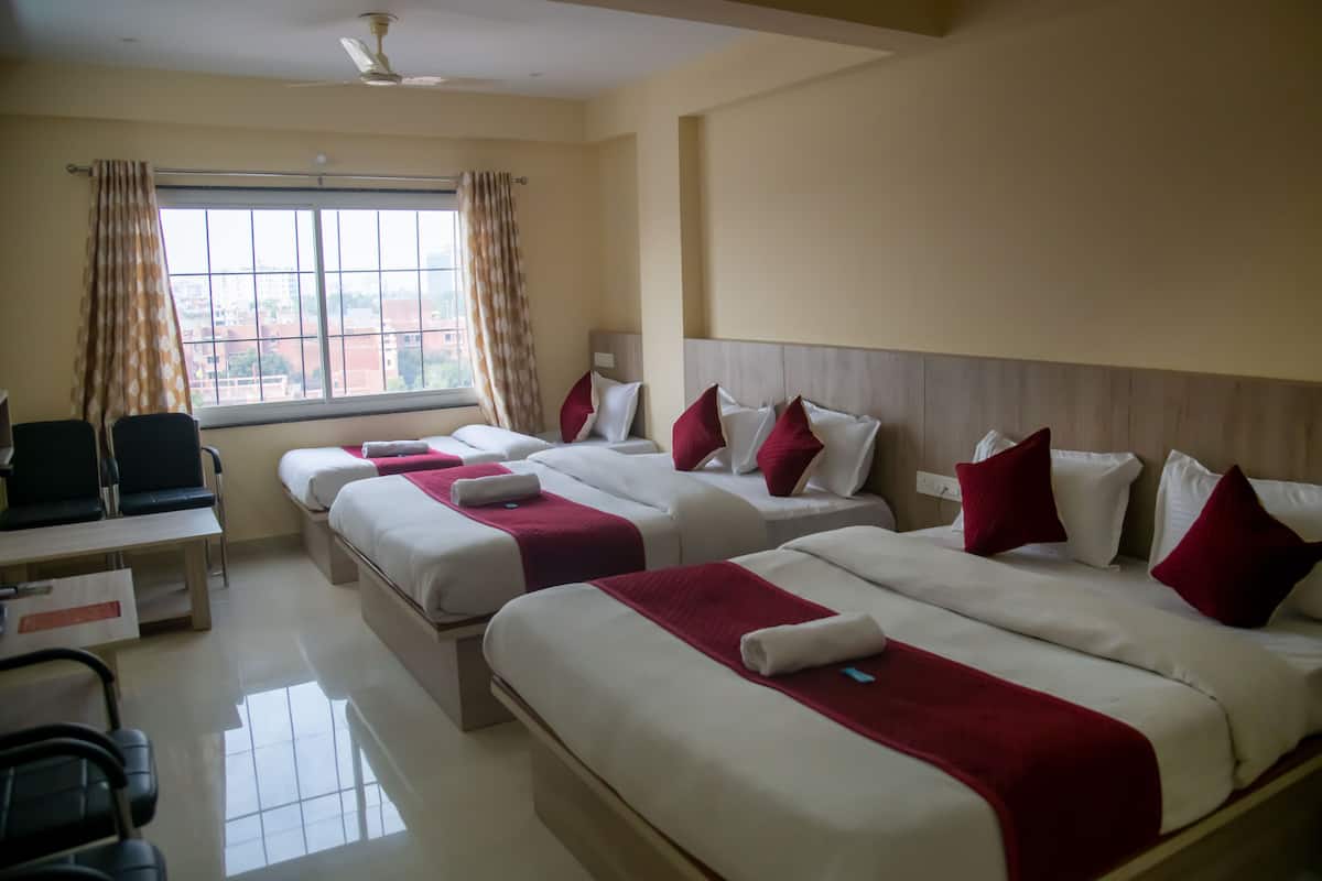 Suíte estúdio superior | Roupas de cama premium, edredons de pluma, camas Select Comfort