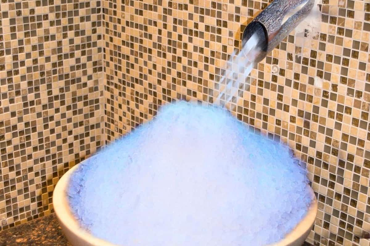 shower, free toiletries, hair dryer, slippers