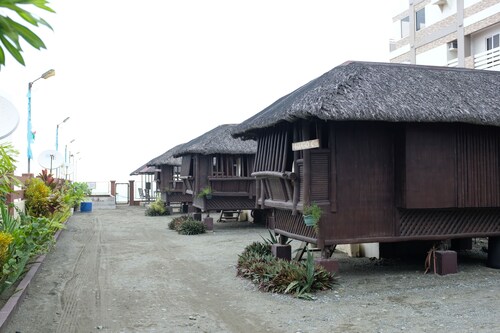 Nipa Hut Villa by AMCO Extension