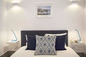 Apartment, 1 Bedroom, Balcony | 1 bedroom, iron/ironing board, free WiFi - Chiado Blue by Homing (Lisbon)