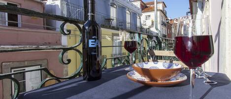 1 bedroom, iron/ironing board, free WiFi