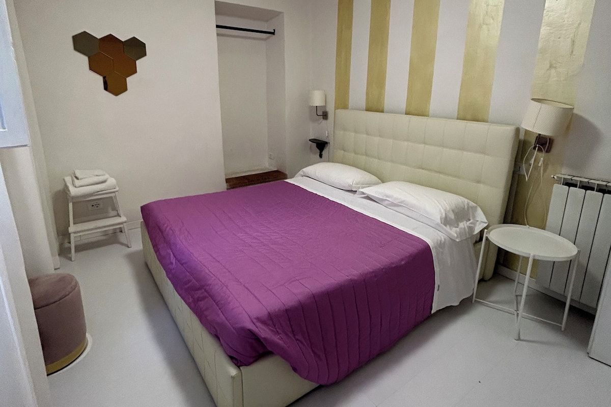 Apartment, 1 Bedroom, Non Smoking (Corso Italia, 108) | 1 bedroom, individually furnished, laptop workspace, soundproofing