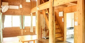 Casa de campo familiar (  1 ) | Cortinas blackout, wifi gratis y ropa de cama 