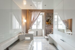 Quarto família | 1 quarto, roupas de cama premium, edredons de pluma, frigobar