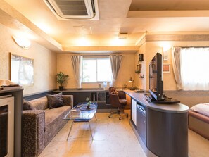 Double Room | Living area | Flat-screen TV - Tabist Hotel Nizi Fuefuki Misaka (Fuefuki)