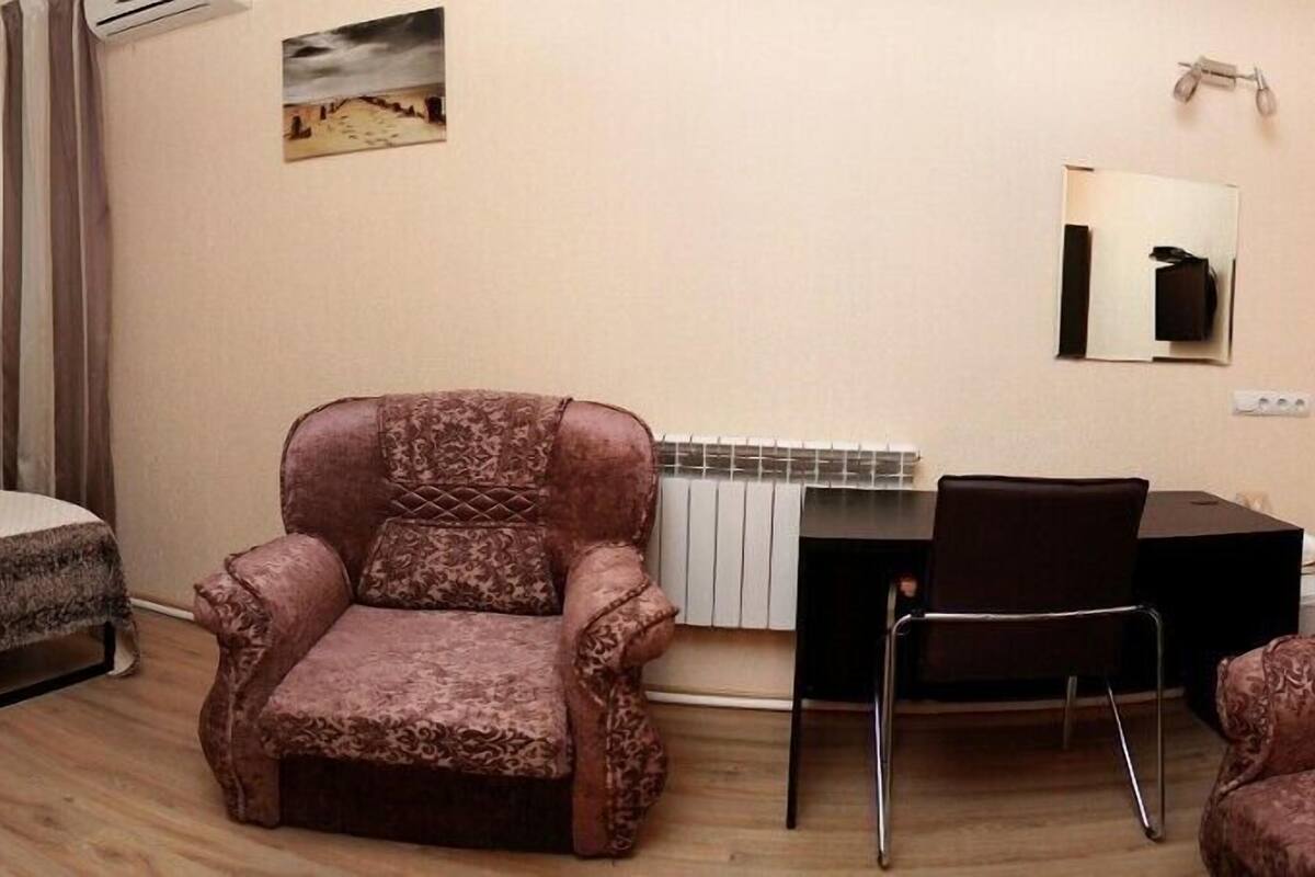 Desk, soundproofing, iron/ironing board, rollaway beds