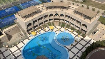 Suite Présidentielle, vue piscine | Vue de la chambre