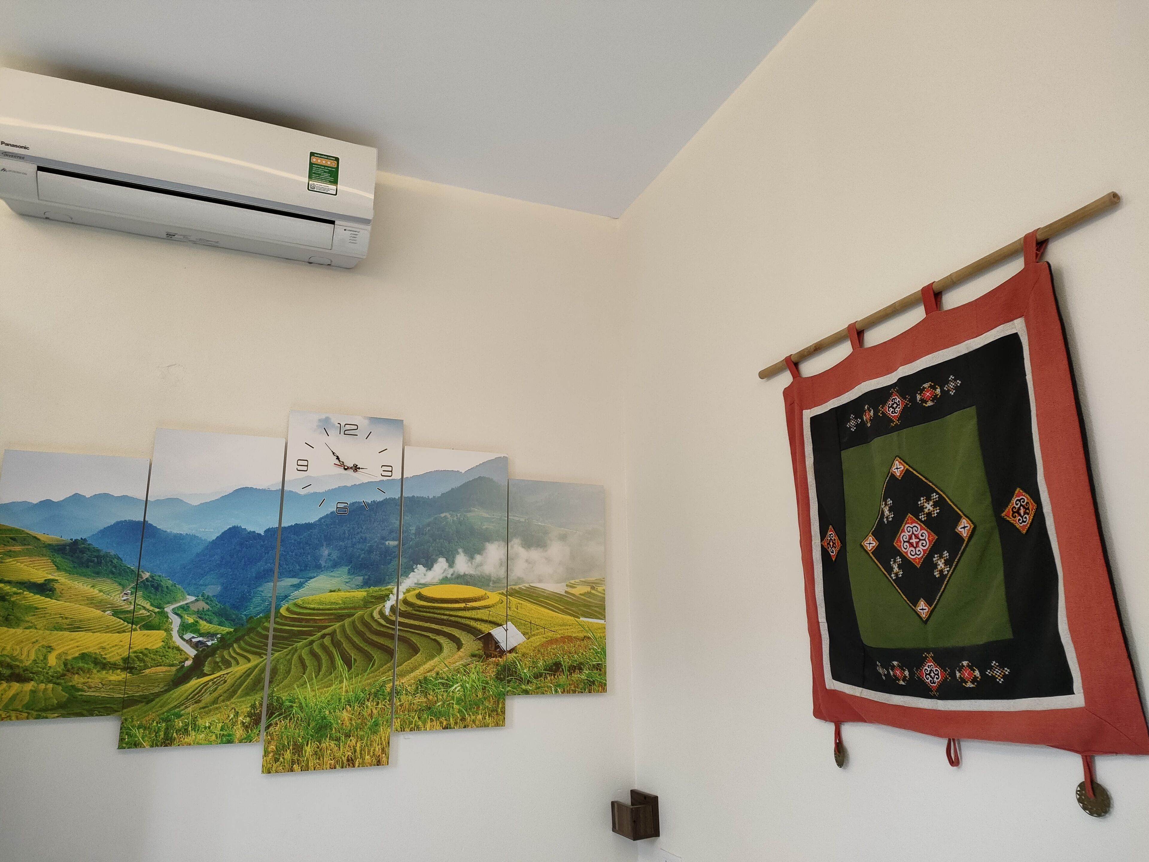 standard double room, 1 queen bed, refrigerator | egyptian cotton sheets, premium bedding, pillow-top beds