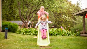 Zona de juegos infantil al aire libre