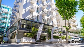 บริเวณภายนอก