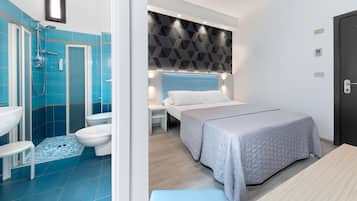 Design Double or Twin Room | Down duvets, in-room safe, desk, soundproofing