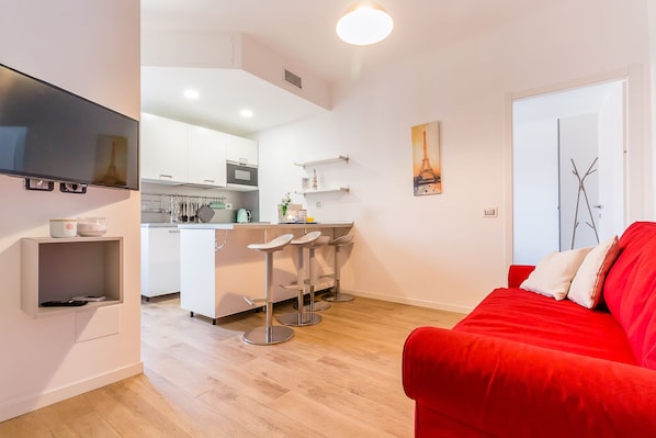 Apartment, 1 Bedroom | Living area